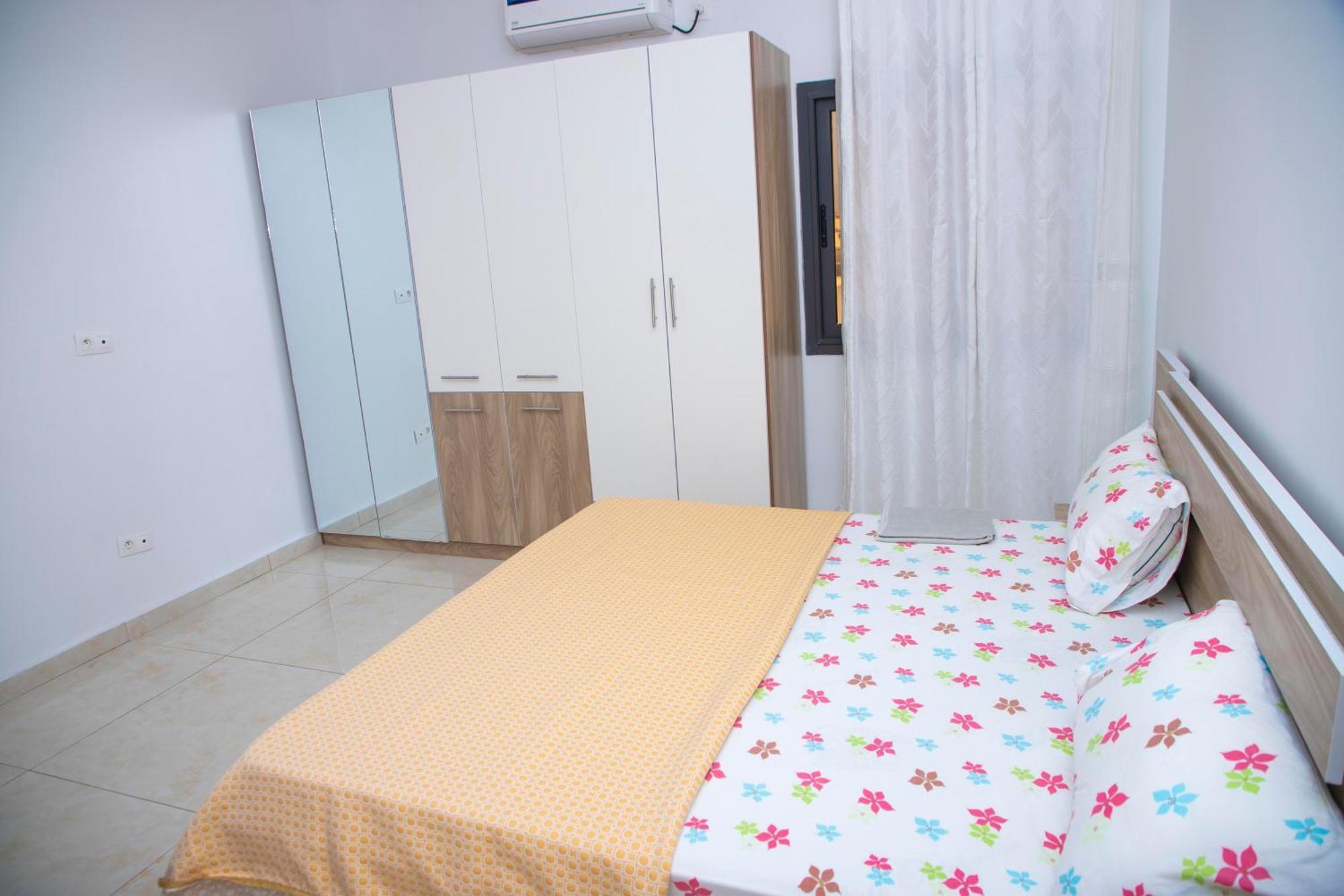 Residence Teranga Immo Luxe Residence Ndoumbe Sylla ダカール エクステリア 写真