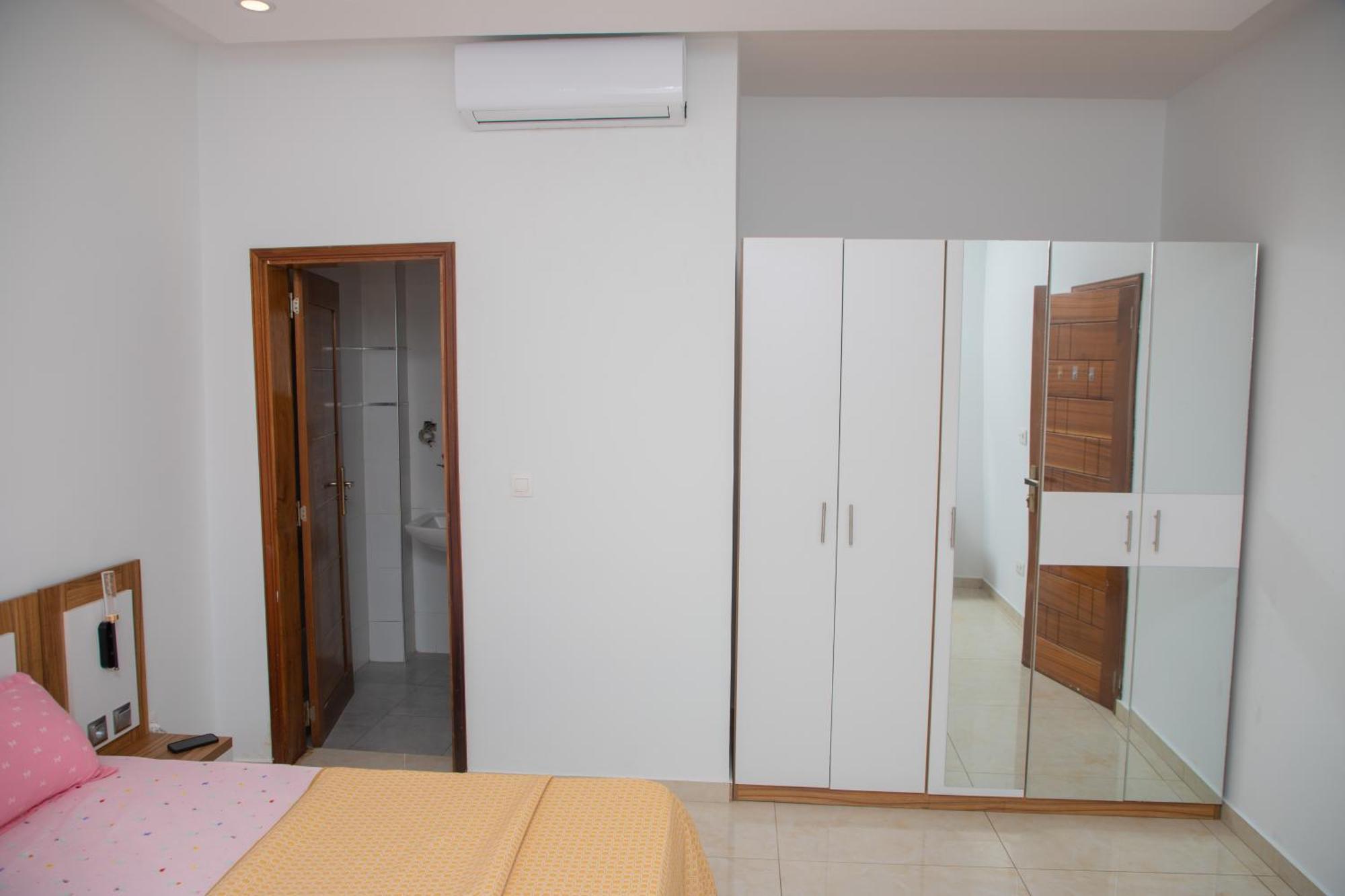 Residence Teranga Immo Luxe Residence Ndoumbe Sylla ダカール エクステリア 写真